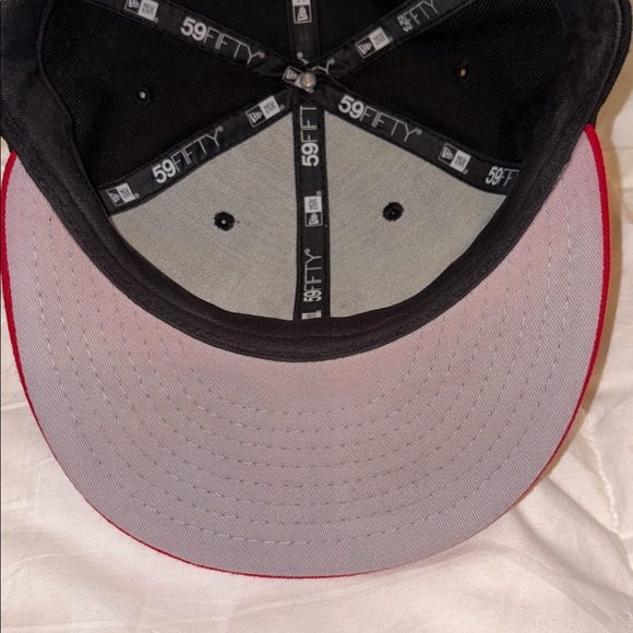 New York Yankees MLB BASEBALL cap hat size 7 1/8 EUC - Picture 7 of 9